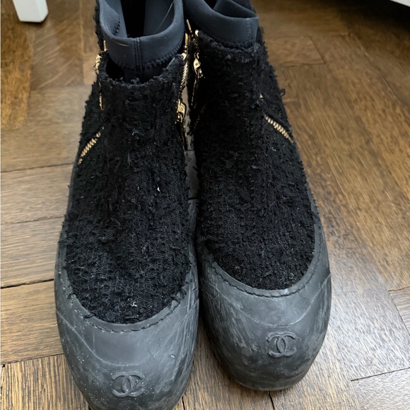 CHANEL Textured Black Ankle Boots with Gold Accents - Picture 3 of 11